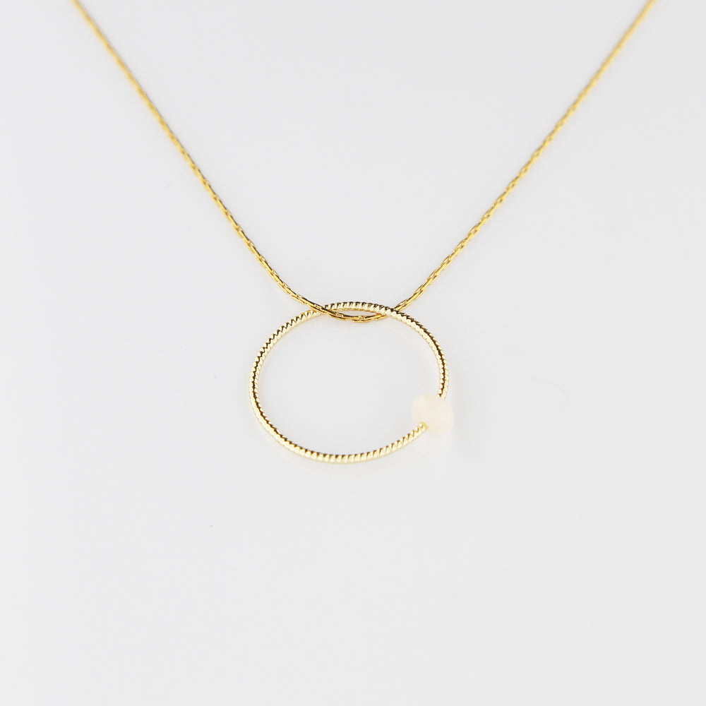 COLLIER LEO BLANC